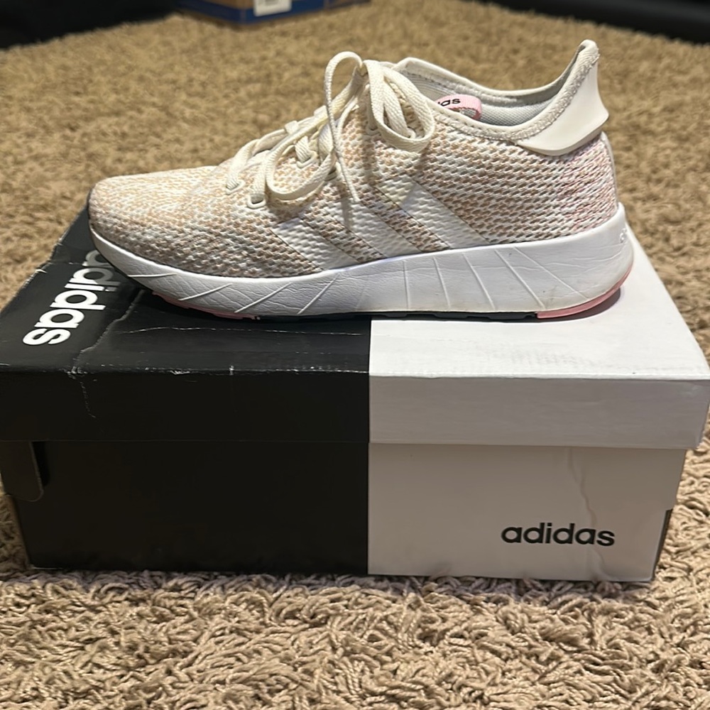 Running shoes